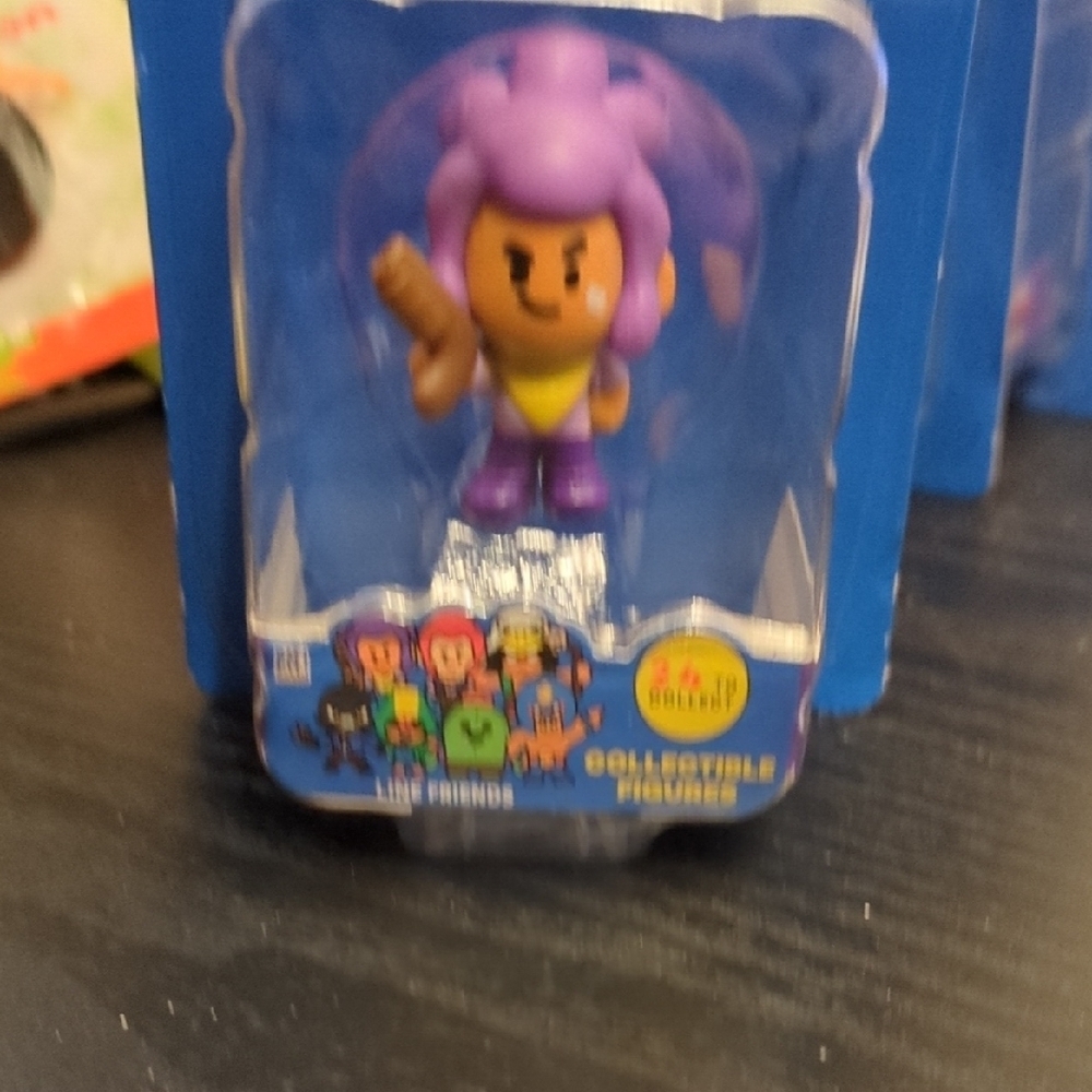Brawl Starts FRIENDS Purple Action Figure Playset